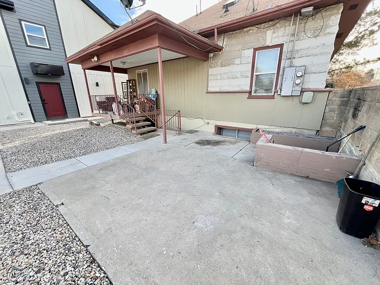 381 E Kensington Ave #B — Photo 18