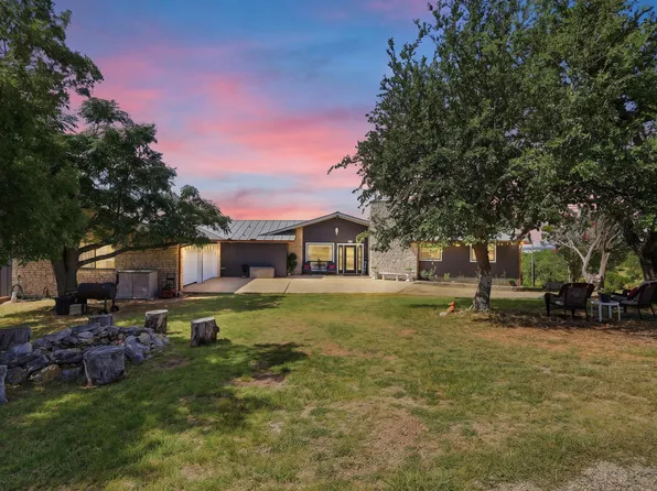 862 N Indian Creek Loop, Kerrville, TX 78028