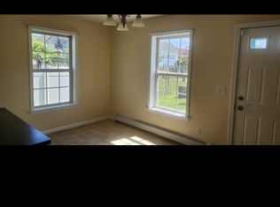 46 Belden St #B, New London, CT 06320