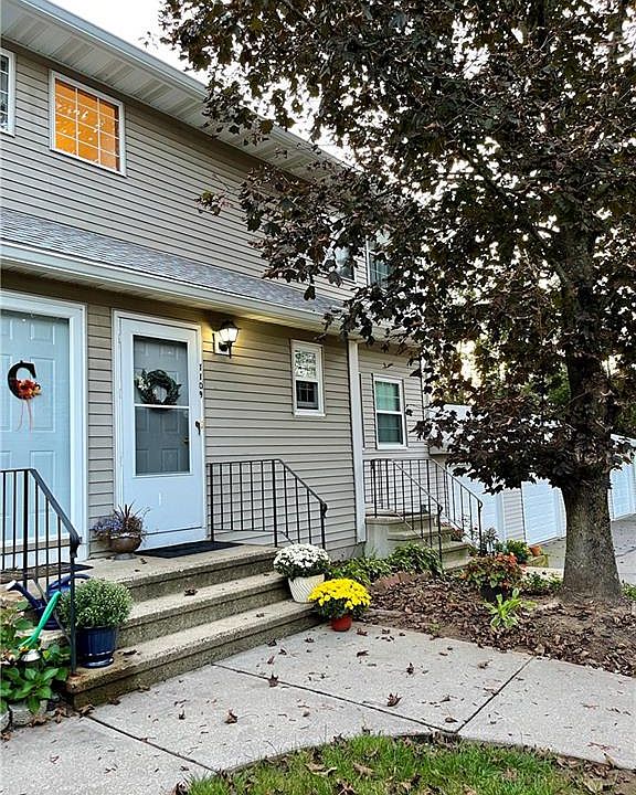 1st image of 1109 Sunfield Dr #1109