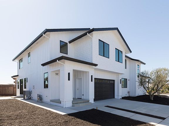2nd image of 1328 Crestview Court