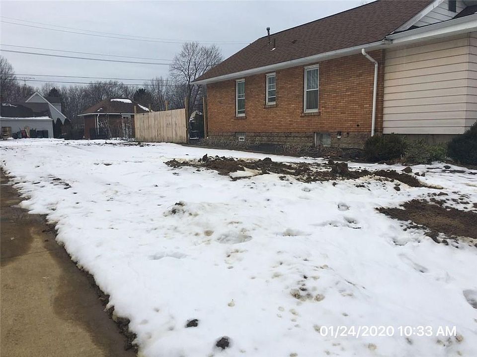 2nd image of 406 Parkway Dr