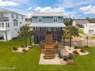 331 Grandview Dr, Sneads Ferry, NC 28460