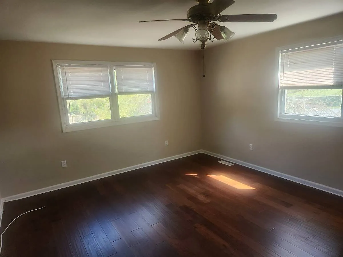 1018 Bethel Rd — Photo 3