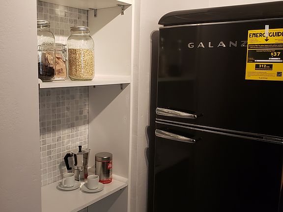 4th image of 460 Golden Ave Unit 320