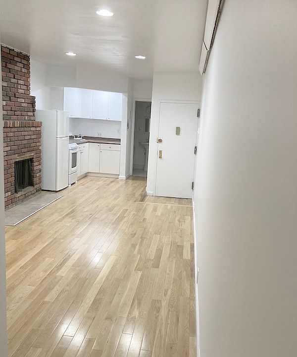 1st image of 166 E 82nd St APT 4B