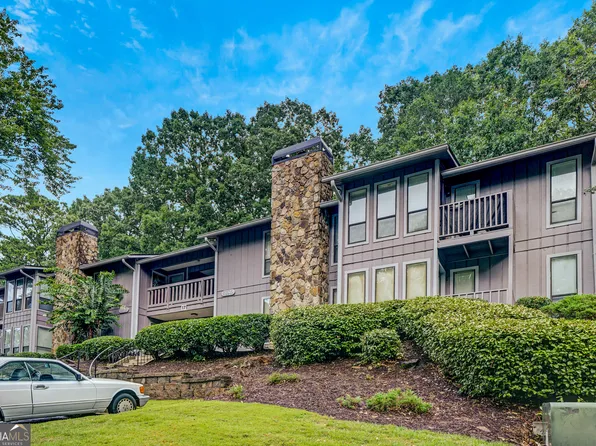 5043 Woodridge Way, Tucker, GA 30084
