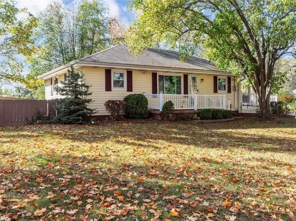1133 Caulks Hill Rd, Saint Charles, MO 63304