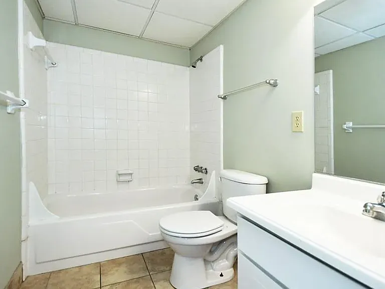 3812 Country Club Rd #I — Photo 12