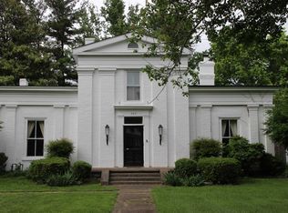 305 E Lexington Ave, Danville, KY 40422