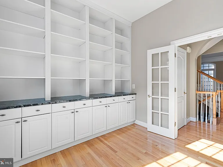 5237 Bessley Pl — Photo 23
