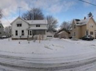 1008 W 8th St, Appleton, WI 54914