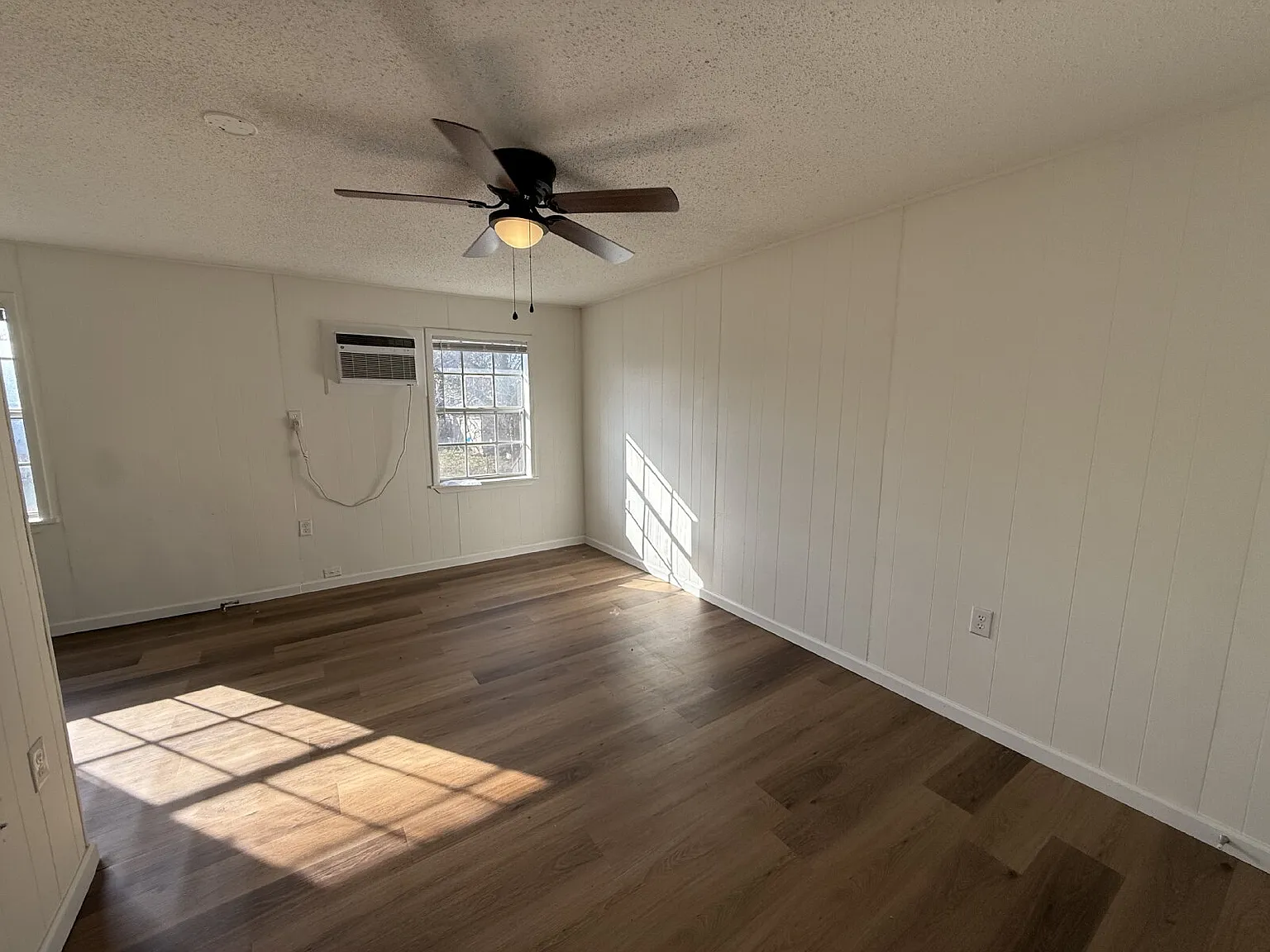 1 bed, 1.0 bath, $615 — Photo 3