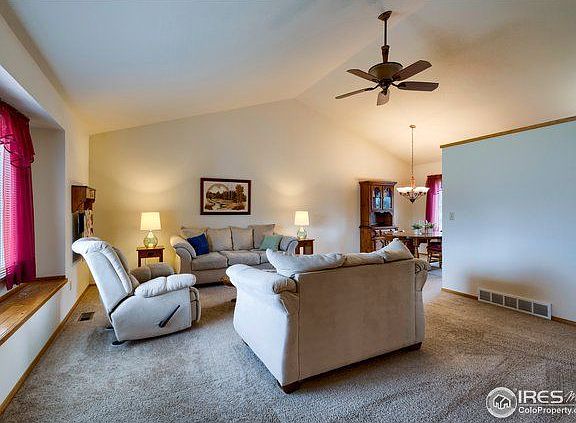 3rd image of 4589 Graham Ct
