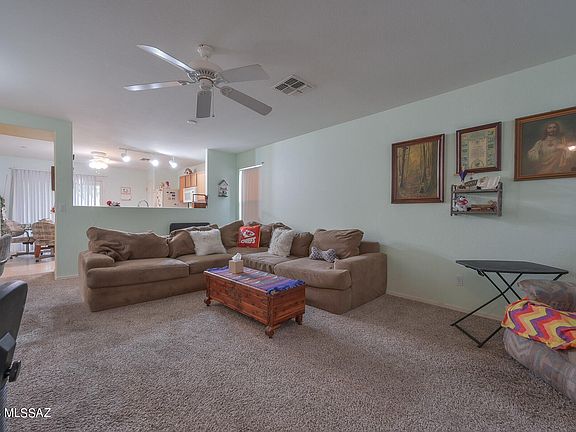 5th image of 262 E Mountain Alder St