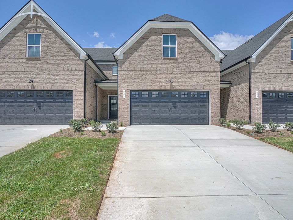 1st image of 225 Ivor Dr Lot 40
