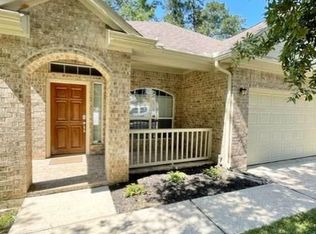 11222 Burning Tree Dr, Montgomery, TX 77356