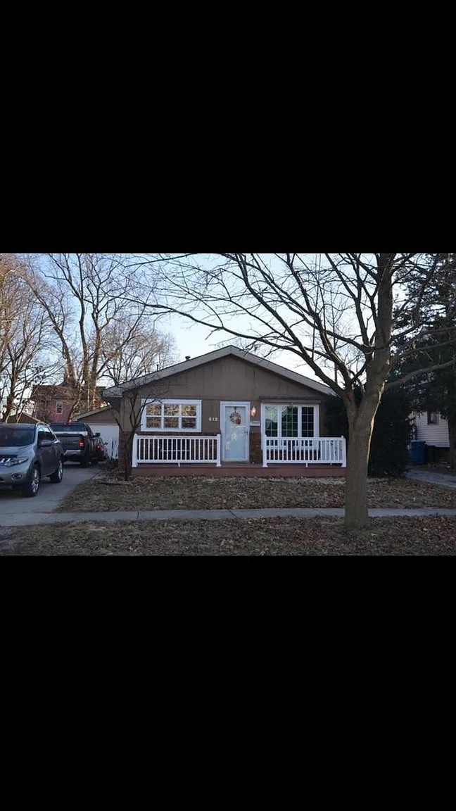 612 2nd St photo 1