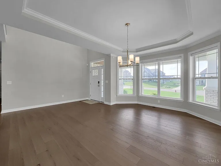 5874 Spinney Ct — Photo 2
