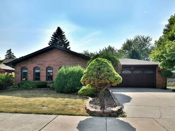 15564 Hollyhock Ct, Orland Park, IL 60462