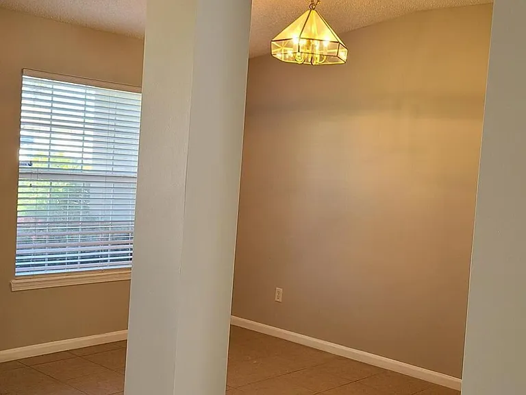 12737 Chandler View Ct — Photo 9