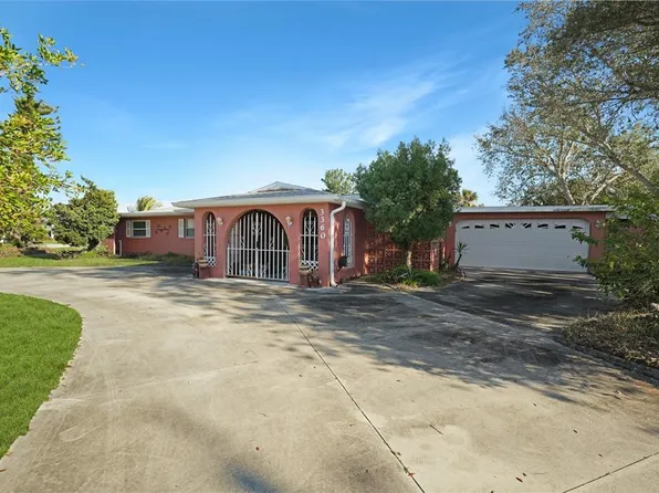 3360 Conway Blvd, Pt Charlotte, FL 33952