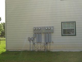 2nd image of 405 E New York St
