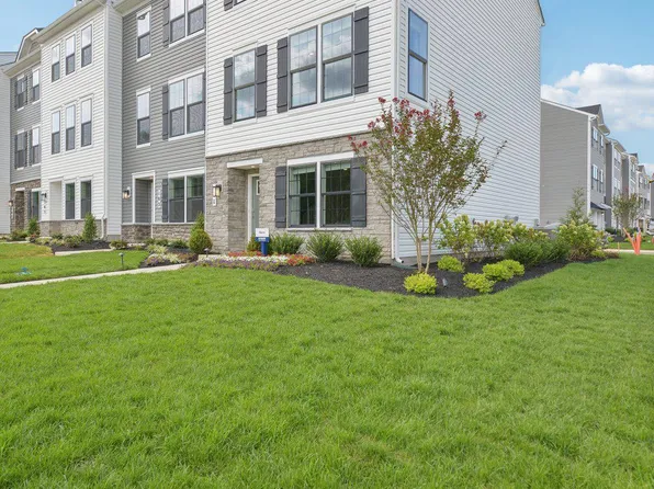 125 Soft Rush Ln, La Plata, MD 20646