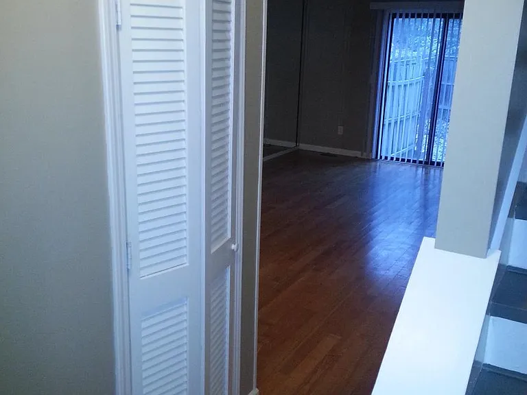 2838 Eaton St — Photo 9