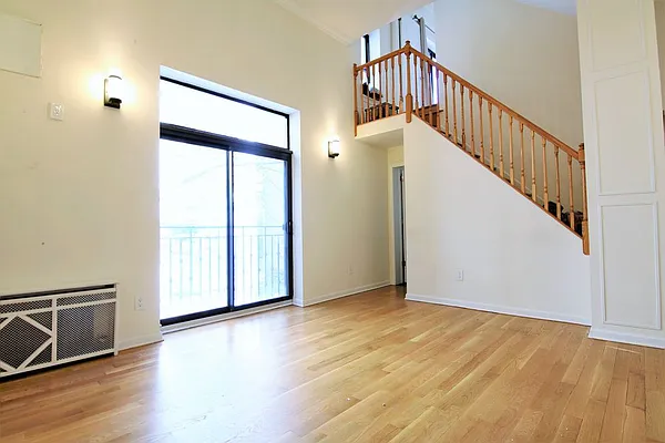 Rented by JK Dansar Corp | media 19