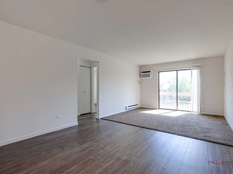 Hawthorne Glen Apartments — Photo 3