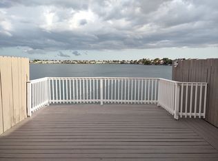 12580 NW 11th Ter, Miami, FL 33182