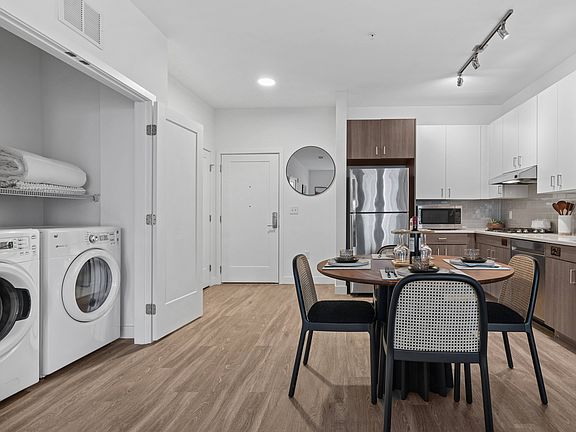 2nd image of 266 Waverly St #623
