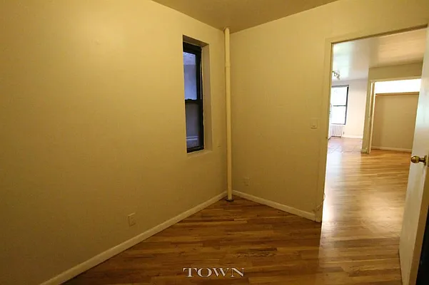 Rented by Town Residential | media 38