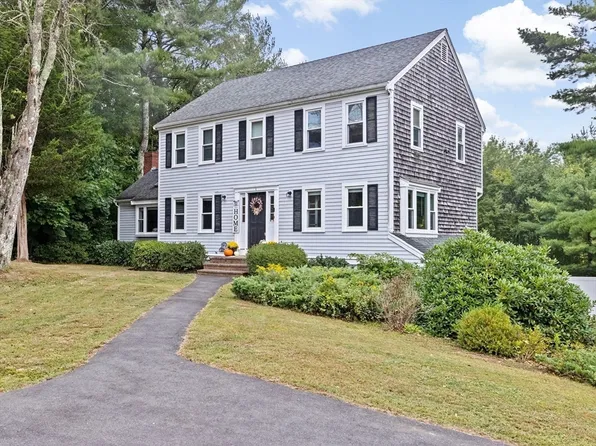 4 Palmer Rd, Plympton, MA 02367