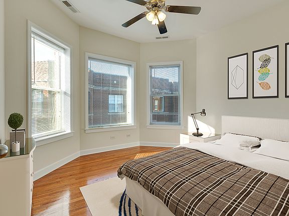 3rd image of 851-59 W Cornelia Ave #855-2W