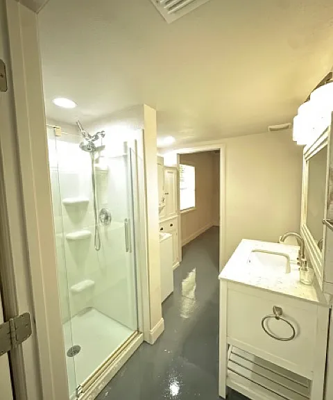 2510 SE Lake Weir Ave #2 — Photo 4