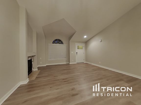 2nd image of 2807 173rd St E