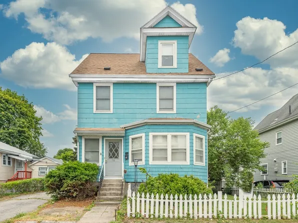98 Safford St, Quincy, MA 02170