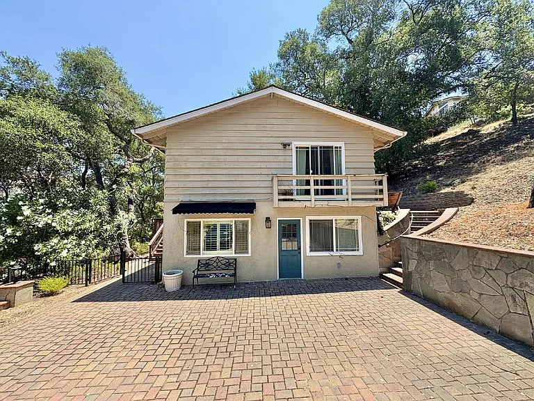 17420 Blue Jay Ct — Photo 2
