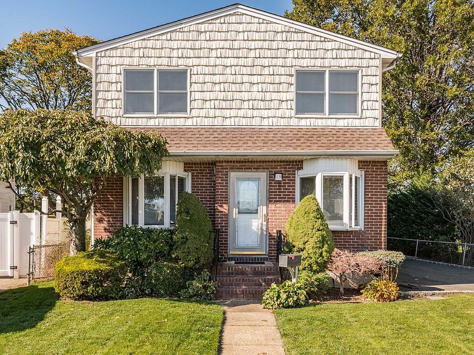 1st image of 19 Virginia Dr