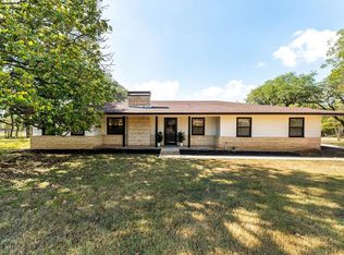 1311 Jackson Rd, Kerrville, TX 78028