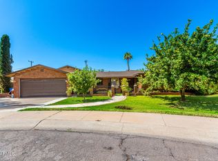 125 E Loma Ln, Phoenix, AZ 85020