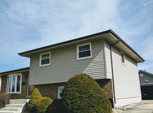 16801 Oleander Ave, Tinley Park, IL