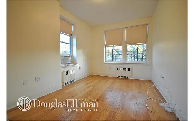 Rented by Douglas Elliman | media 32