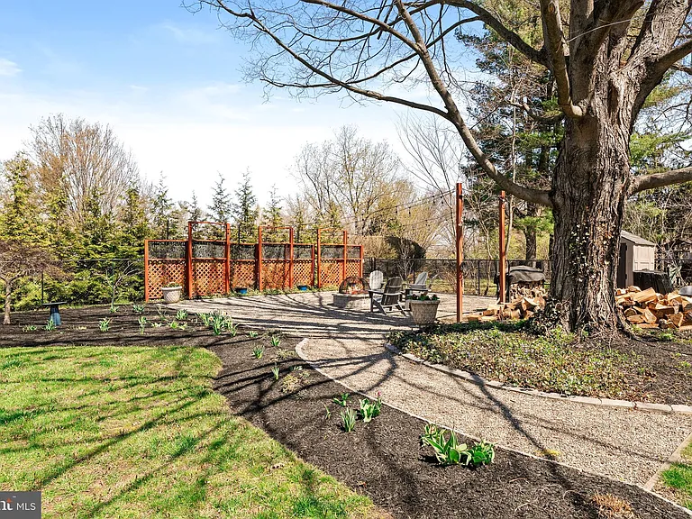 18 Cranbury Neck Rd — Photo 9