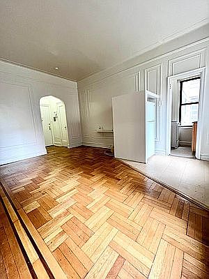 1st image of 288 Crown St #1N