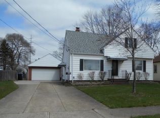 6322 Leslie Dr, Brookpark, OH 44142