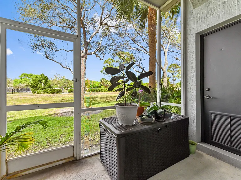 3043 Grandiflora Dr — Photo 27