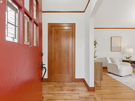 2nd image of 3844 NE 21st Ave